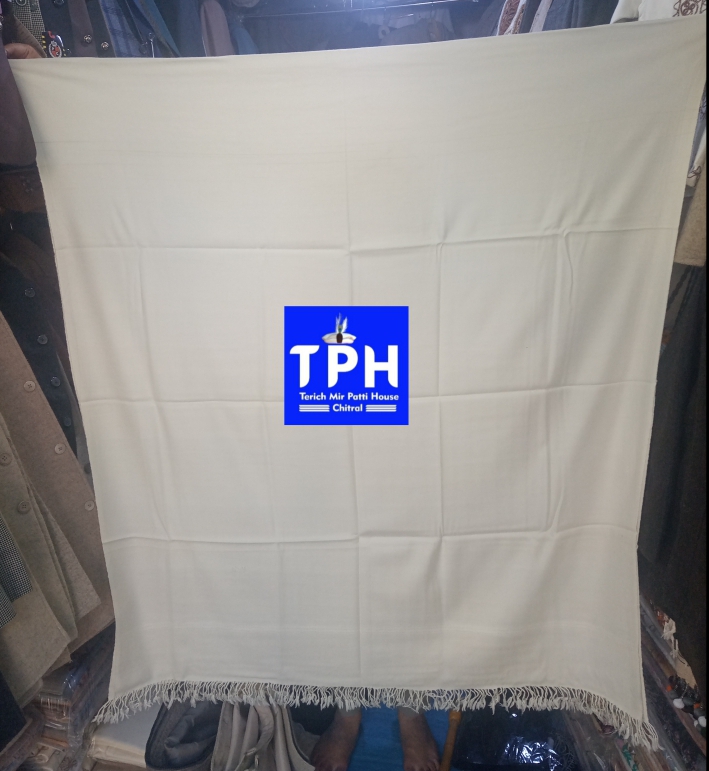 ChitraLi Handmade Gents Pure Wool Shawl - Image 2