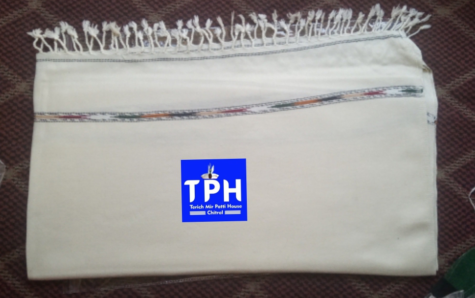 Handmade ChitraLi Pure Wool Gents Shawl - Image 2